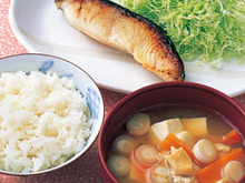 無理のないダイエットは1日1600kcalから