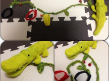 フェルトと洗濯バサミでおもちゃ離さんワニを簡単手作り!