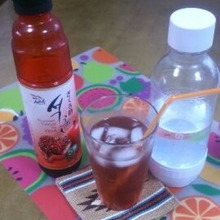 夏はお酢!ざくろ酢ソーダー