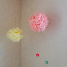 ペーパーポンポンでお部屋を可愛く