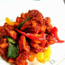 いつもの唐揚げをピリ辛韓国風にアレンジ