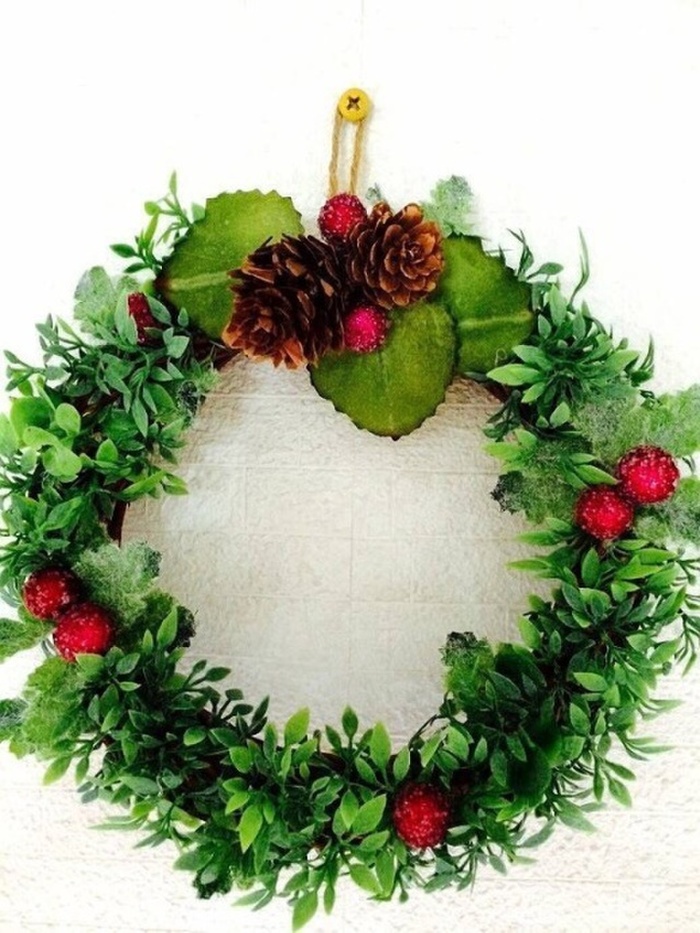 100均材料で、お手軽 リースを作る