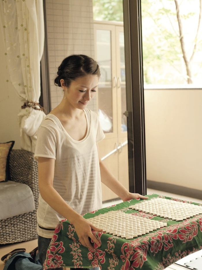 1.蛍光灯の下はNG!窓ぎわで撮影を