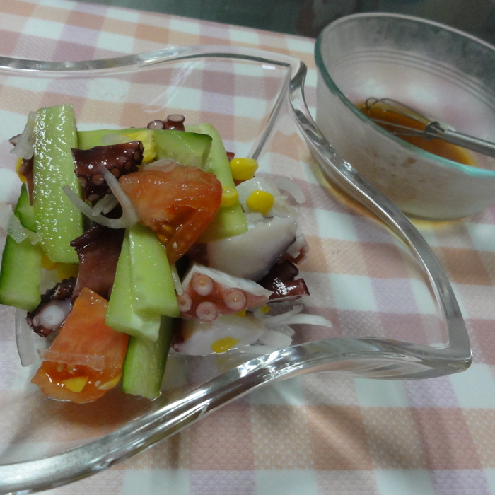 夏野菜でスタミナ満点サラダ