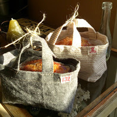 ミニパウンドケーキを入れたり。。。