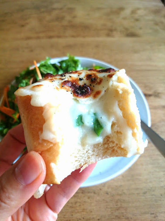 チーズをのせて