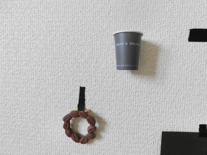 マグネットやブローチで