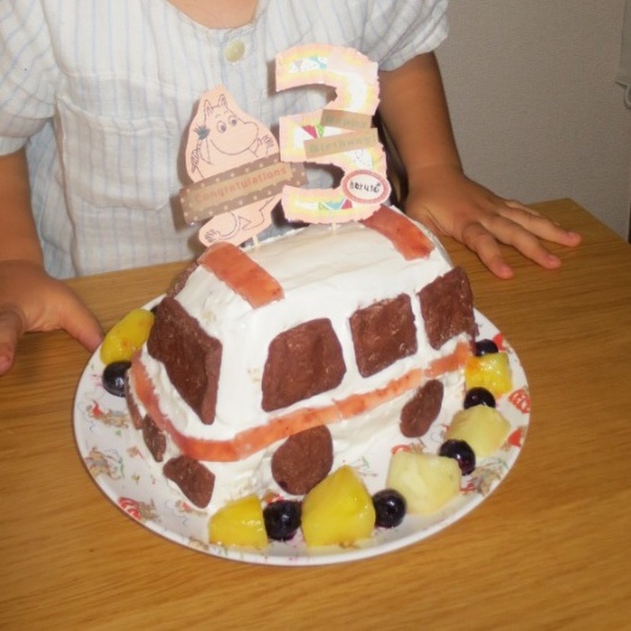 男の子が喜ぶ簡単バースデーケーキ！