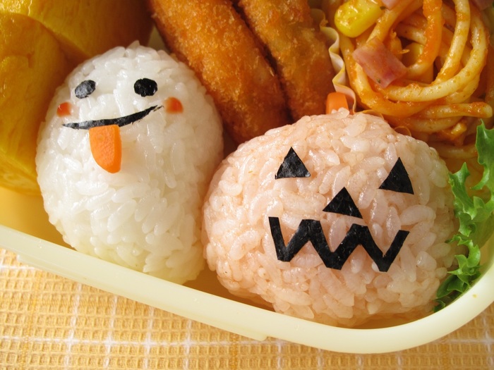 ケチャップご飯のジャックとおにぎりのおばけちゃん