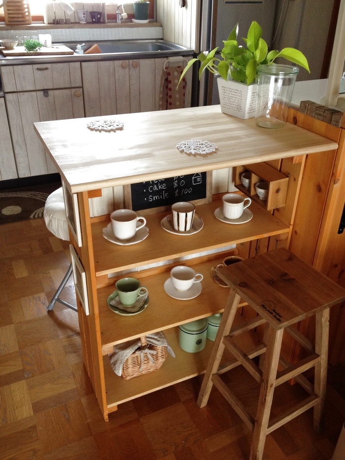 すのこで簡単!カウンター風テーブル