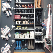 下駄箱の超収納術:デッドスペースゼロの空間に!