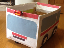100均材料で☆車好きに♡救急車の乗用おもちゃ