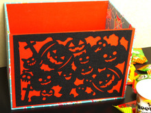 カルトナージュでハロウィンのお菓子箱