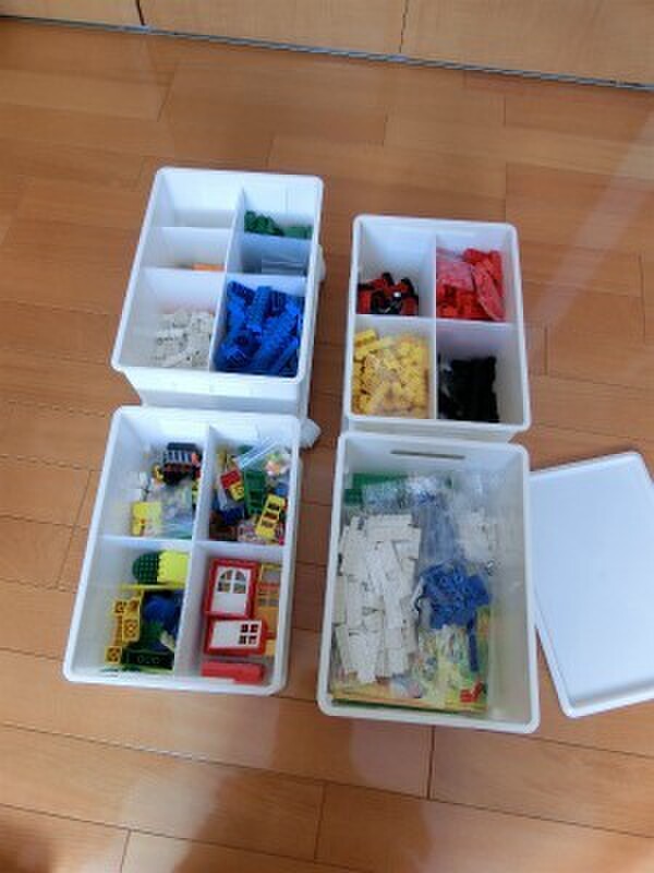 色別・大きさ別に、パーツを分ける。