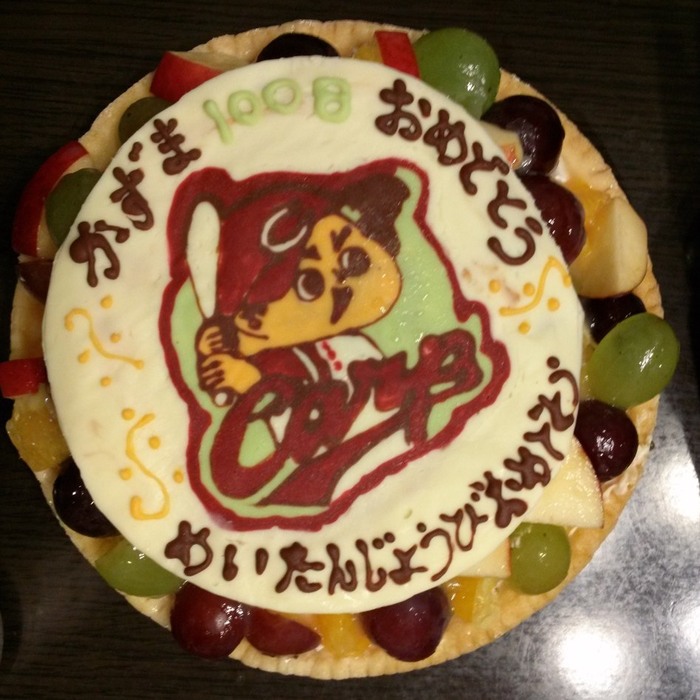 自宅で簡単!クッキングシートを使ったキャラケーキの作り方