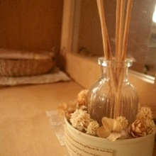 空き缶リメイク**メイクコーナーにドライとコラボしたフレグランス