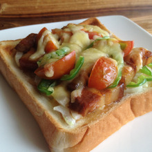 リメイク 角煮のピザトースト