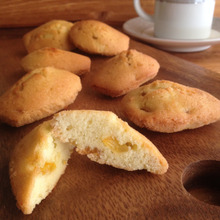 オリーブオイルとレモンのフィナンシェ