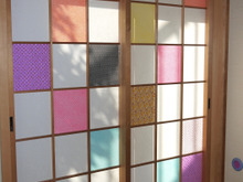 和紙切り貼りで張り替え簡単‼ ポップな障子。