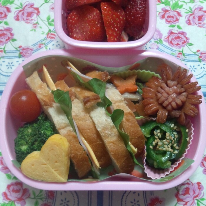 お弁当に一つで華やか♡
