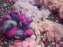 100均毛糸でこんなにかわいい♡ゆび編みシュシュ