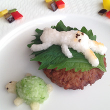 大根おろしアート「ウサギとカメ」