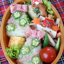 誰でも簡単!クリスマスツリーのキャラ弁