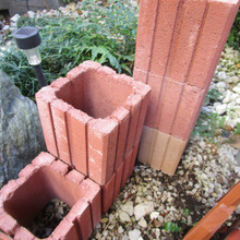 ちょっとで見栄えの良い玄関前の花壇作り