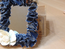 100均の壊れた鏡が雑貨屋さんにある鏡のように