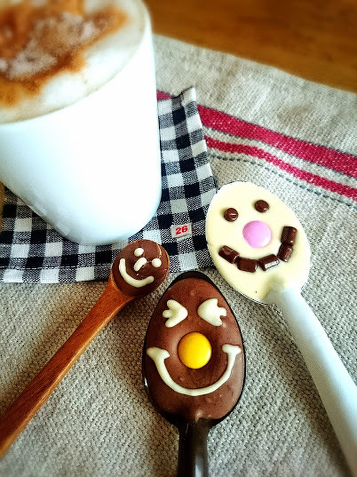 簡単!手作りチョコスプーンでほっこりうちCAFE