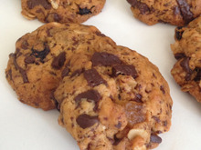 【簡単・バター不要】HMでグラノーラとチョコのザックザククッキー♡