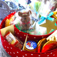 大人もワクワク♬♪100均素材でくるくる回るお菓子トレイ