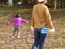 丸かんと紐で♪縫わずに1分!がま口ポーチをバッグに♪