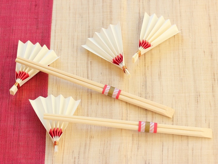 *お正月用*扇の箸置き&祝い箸の帯づくり ~画用紙と身近な材料で☆