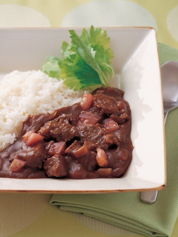 葉っぱもぜーんぶ使います!セロリいっぱいカレーレシピ