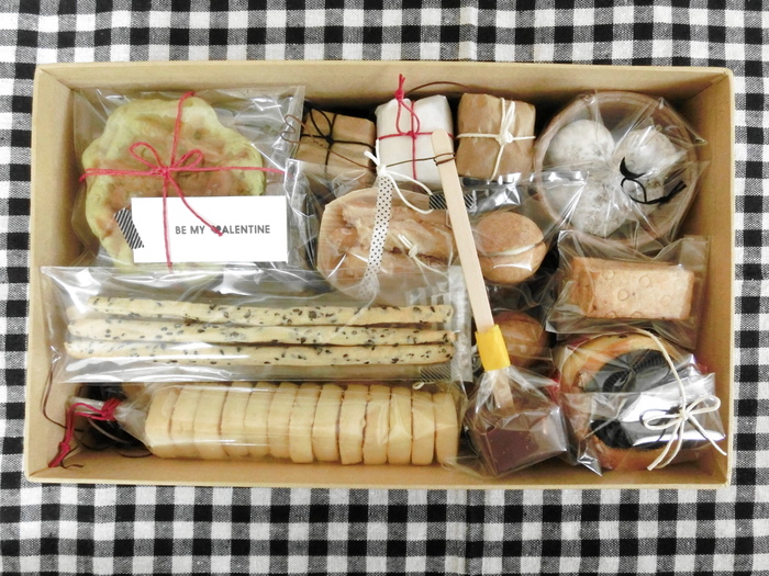 箱に詰めました