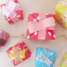 折り紙風船の中に入れちゃいました!プチプチギフト