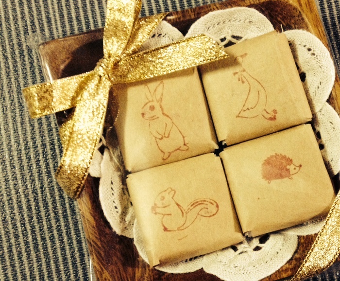 ラッピングも⁈100均スタンプシートでナチュラル仕上げ♪