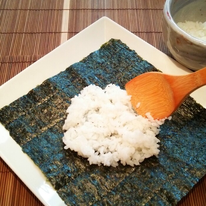 ご飯をのせる