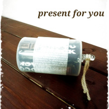 100均ネクタイ収納ケースをラッピングに活用♪