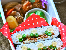 簡単可愛いデコおにぎらず!