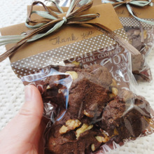 甘すぎないチョコ色ラッピング