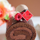 バレンタインチョコロールケーキ　～コーティング用チョコで手軽に☆
