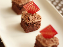 プティハートケーキ♡ ~型抜きで作る簡単チョコケーキ