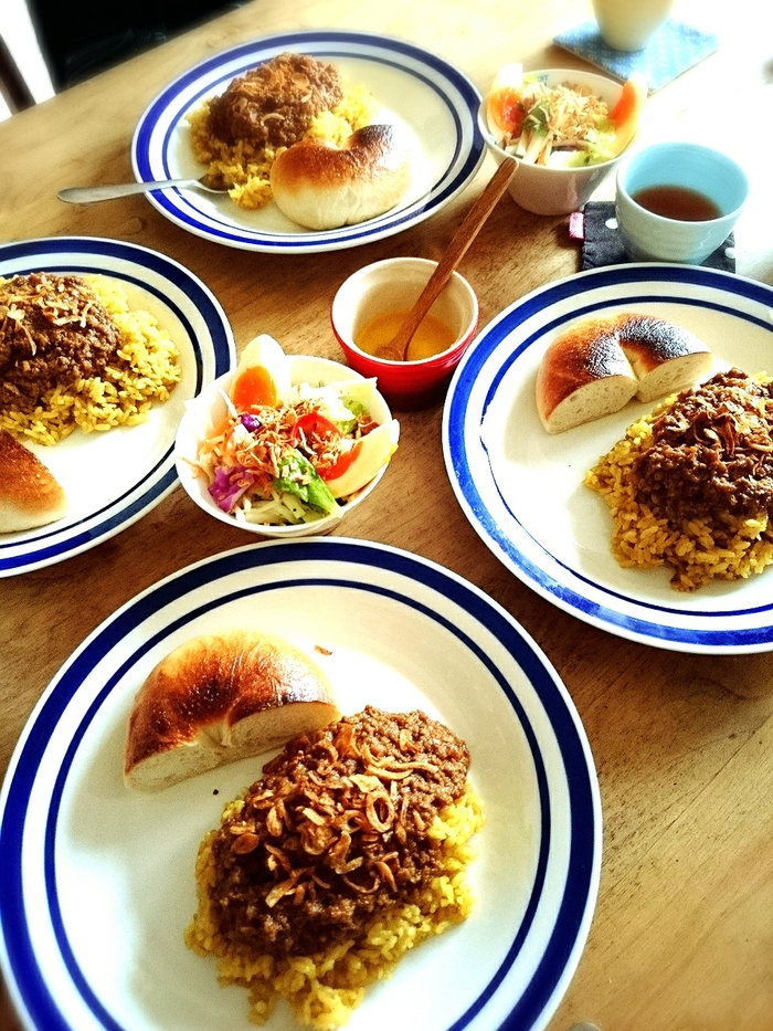 うちCAFEにも大活躍!絶対おすすめ100均大皿
