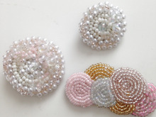 ビーズのブローチ