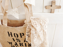 セリアのジュートバッグは万能グッズ