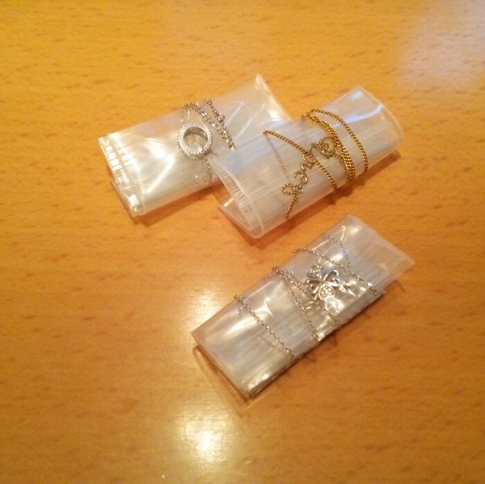 チェーンを巻き付けて…