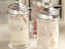 100均のキャニスター de ハンドメイドグッズ入れ☆