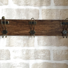 簡単☆便利☆100均材料だけでコートかけ